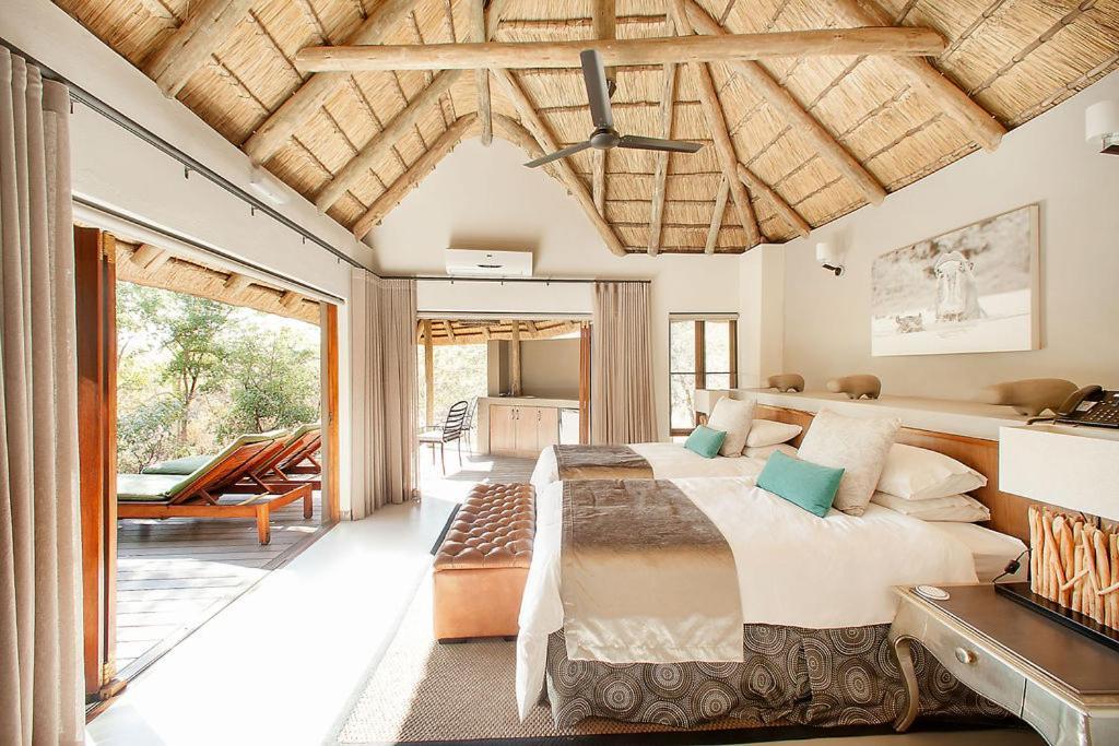 Tambuti Lodge Пиланесберг Экстерьер фото